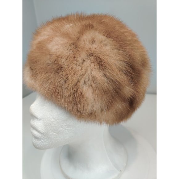 Vintage Brown/Beige Mink Fur Beret Style Hat from Canada 21\